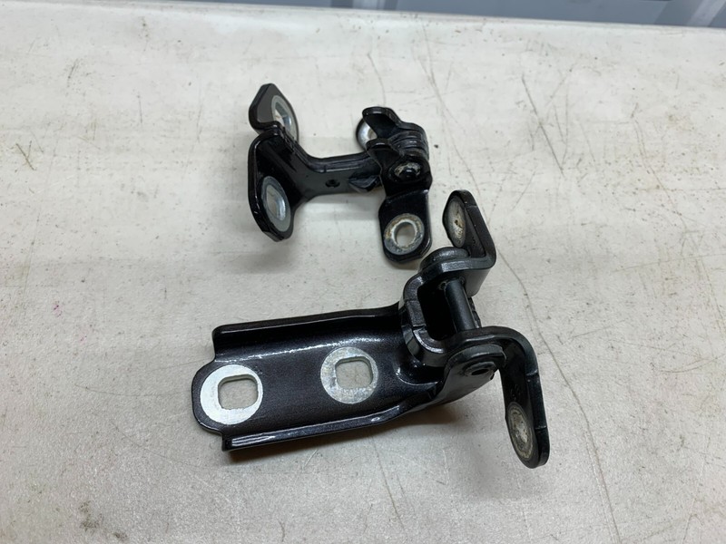 2016-2019 CHEVROLET CRUZE LEFT SIDE REAR DOOR UPPER AND LOWER HINGE HINGES SET
