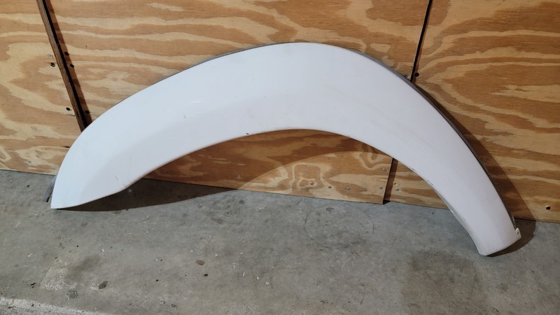 2001-2007 Toyota Sequoia Front Left Driver Fender Flare Molding 75602-0C010 OEM