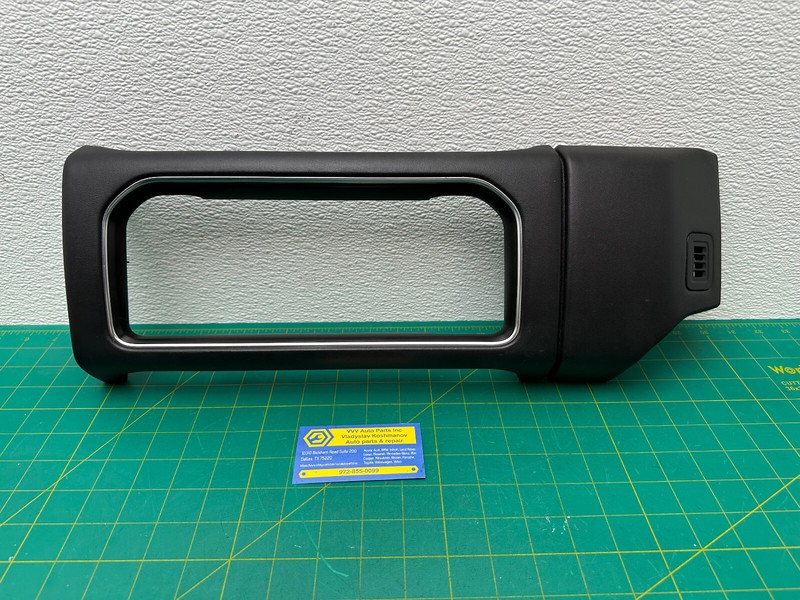 13-16 Range Rover L405 CENTER DASH SCREEN MONITOR TRIM COVER OEM