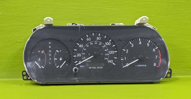 00 01 CAMRY SPEEDOMETER CLUSTER W/O THEFT 214K MILES OEM 3915-1