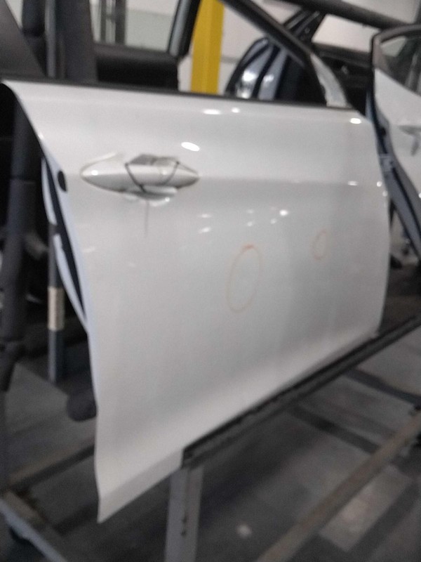 2016 Hyundai Elantra Right Front Door White OEM 582026 Used 88000 Miles