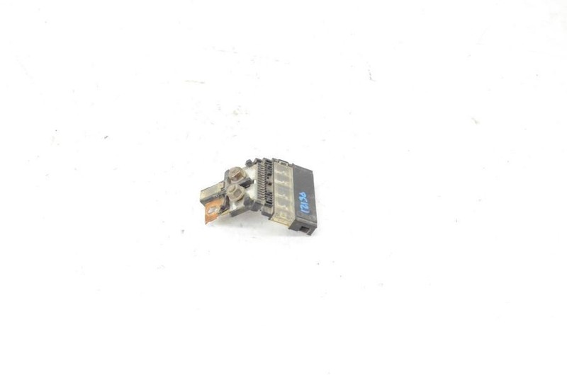 2006-2010 Infiniti M45 Fusible Link