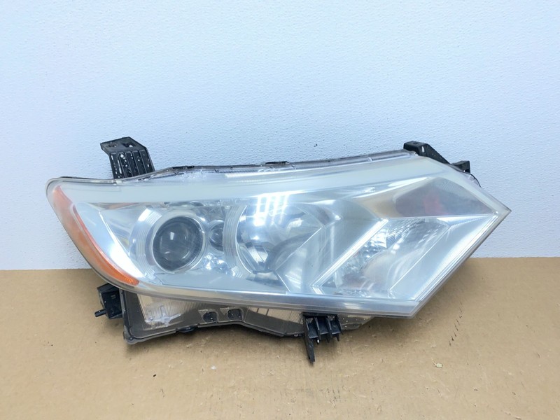2012 to 2017 Nissan Quest Right Passenger RH Headlight Halogen AC1308 DW