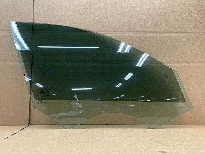 17-19 BMW G30 540i 530i Front Right Passenger Door Window Glass Panel 1649 OEM