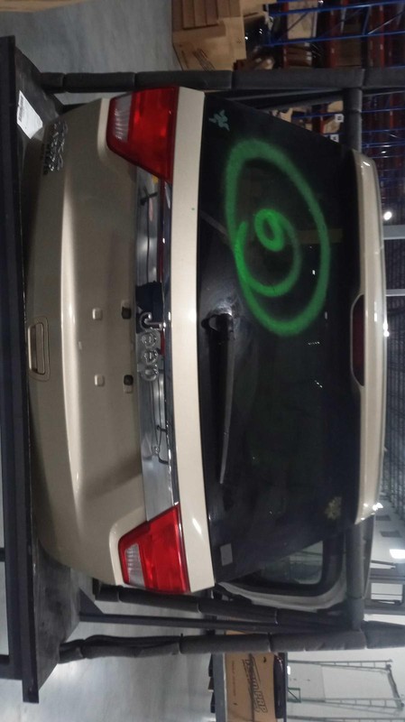 Used Deck Lid fits: 2012 Jeep Grand cherokee exc. SRT8 w/rear view camera Grade