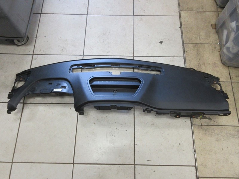 2019-2023 Chevy Silverado OEM Instrument Panel Dash Assembly Jet Black 84506407