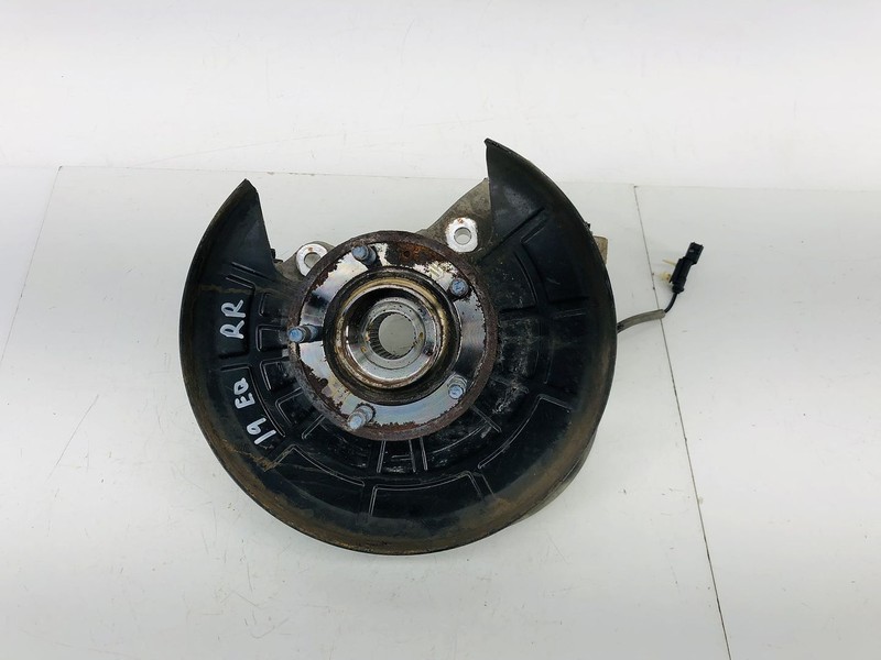 18-21 CHEVROLET EQUINOX AWD REAR RIGHT SIDE SPINDLE KNUCKLE WHEEL HUB OEM