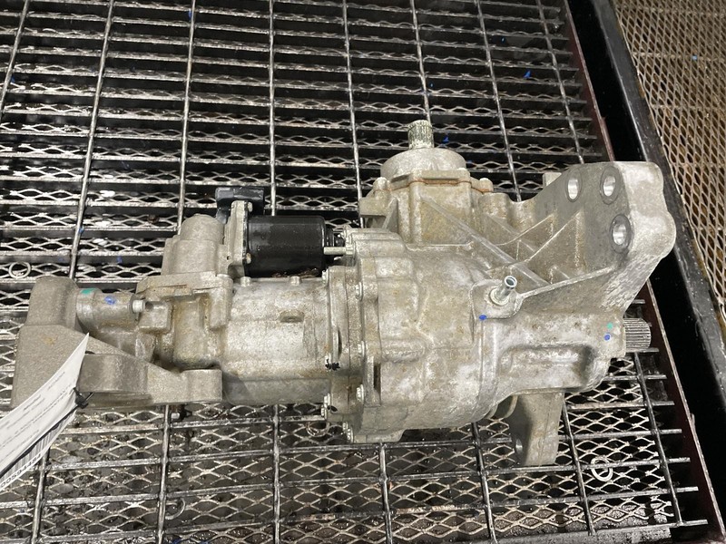 17-'19 GMC ACADIA Transfer Case 2.5L 64k miles 6 Month Warranty!