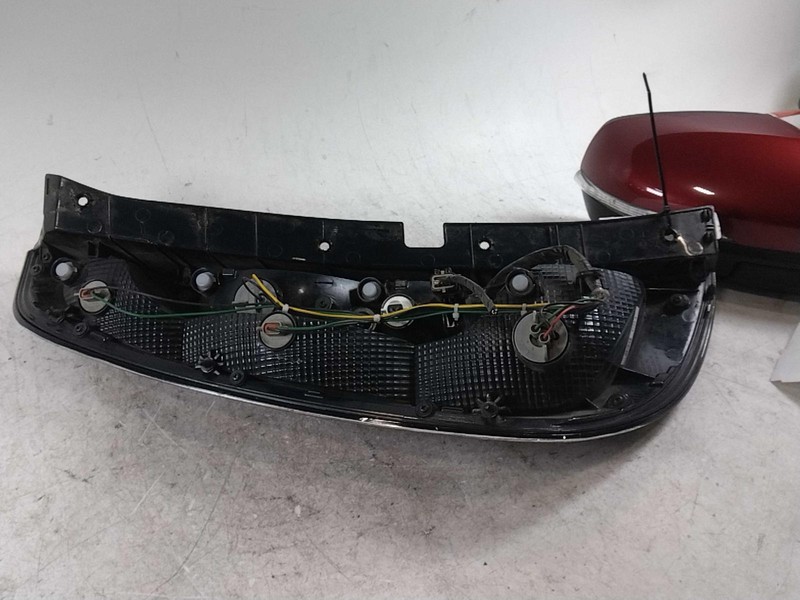 Used Right Tail Light Assembly fits: 2018 Kia Soul incandescent Right Grade B