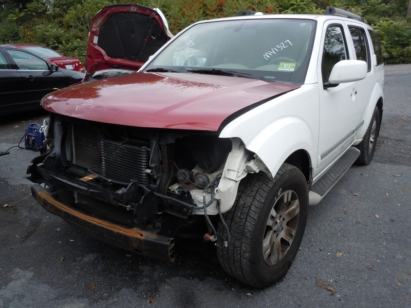 2012 12 Nissan Pathfinder S Silver 4.0L Automatic Transmission 4WD OEM 200K