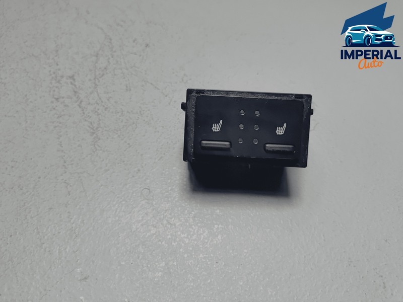 2018-2020 Toyota Camry Front Seat Heater Temperature Control Switch OEM