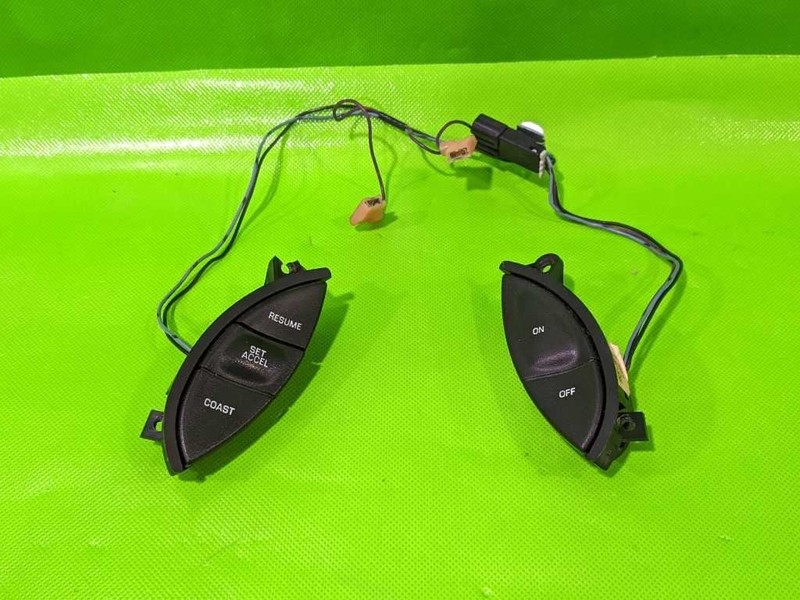 95-04 MUSTANG CRUISE CONTROL WHEEL SWITCH OEM 4496-9