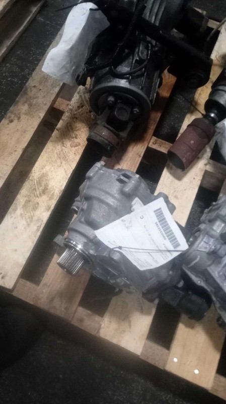2022 Mitsubishi Outlander Transfer Case Assembly 4WD OEM 51K Miles Silver