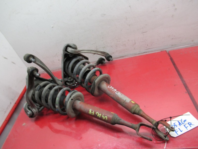 05-08 AUDI A4 SEDAN FWD FRONT LEFT / RIGHT SHOCK STRUT ABSORBER SET OEM