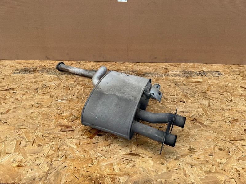 KIA STINGER 2018-2023 OEM REAR LEFT DRIVER EXHAUST MUFFLER 3.3T ASSEMBLY