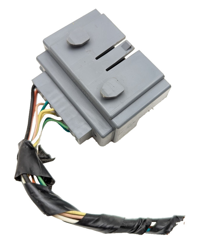 Trailblazer Envoy Bravada Trailering Switch Control Relay Module 12450284