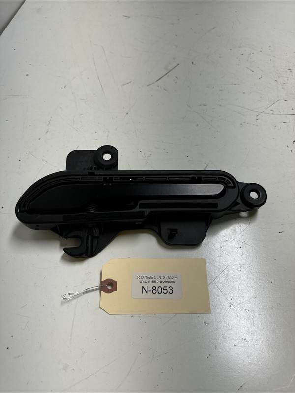 2021-2023 TESLA MODEL 3 FRONT LEFT SIDE DOOR HANDLE 1528114-10-D 8053B41