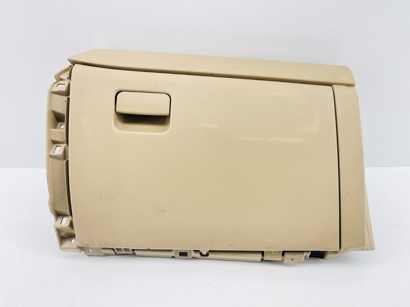 13-21 MITSUBISHI OUTLANDER DASH DASHBOARD GLOVE BOX STORAGE COMPARTMENT OEM