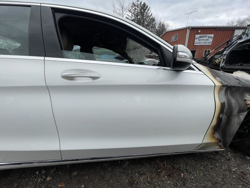 2015-2018 Mercedes C-Class Right Passenger Side Front Door Polar White