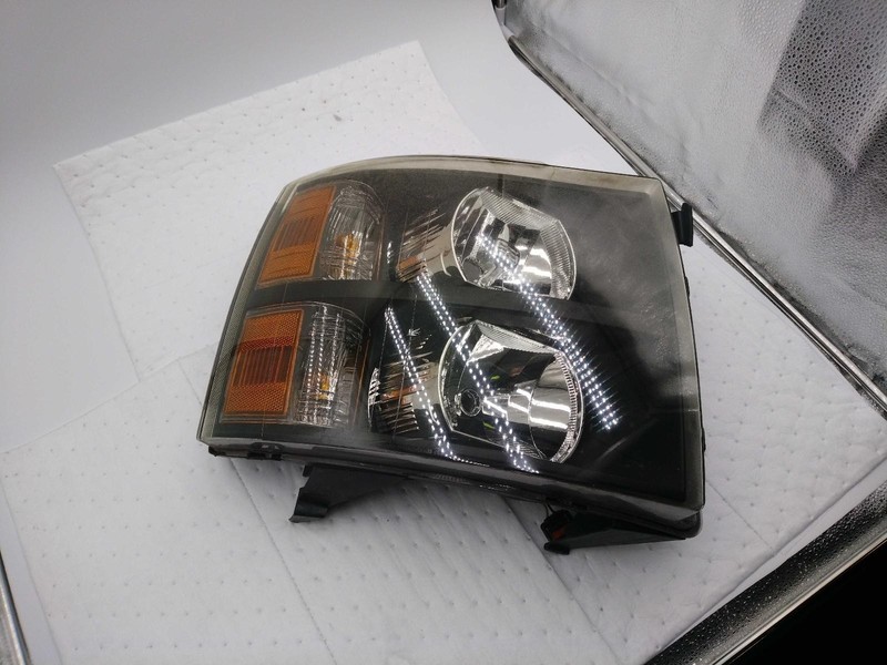 2008 Chevrolet Silverado 1500 Right Headlight Assembly Grey Used 165966