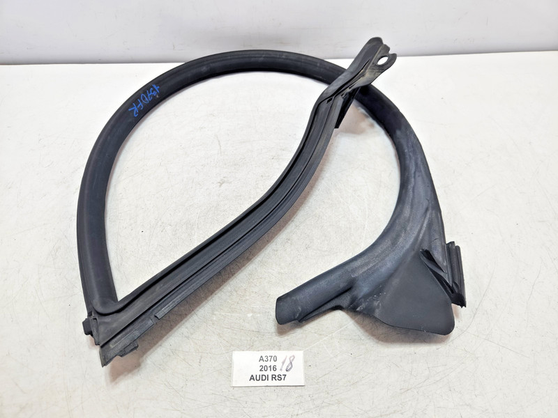 ✅ 12-18 OEM Audi A7 RS7 S7 Front Right Side Upper Door Weatherstrip Seal