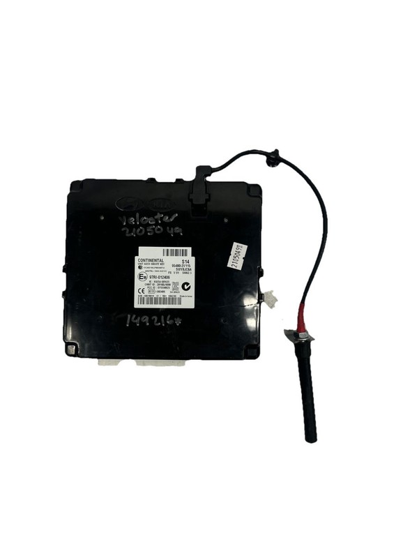 Hyundai Veloster keyless ignition control 16 to 17 module unit AT OEM 954802V115