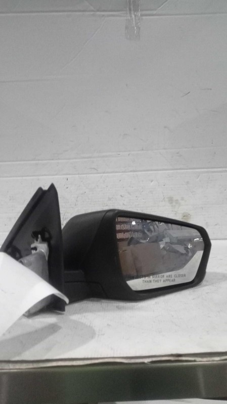 2020 Chevrolet Equinox Right Door Mirror Assembly Black OEM Used 75K Miles