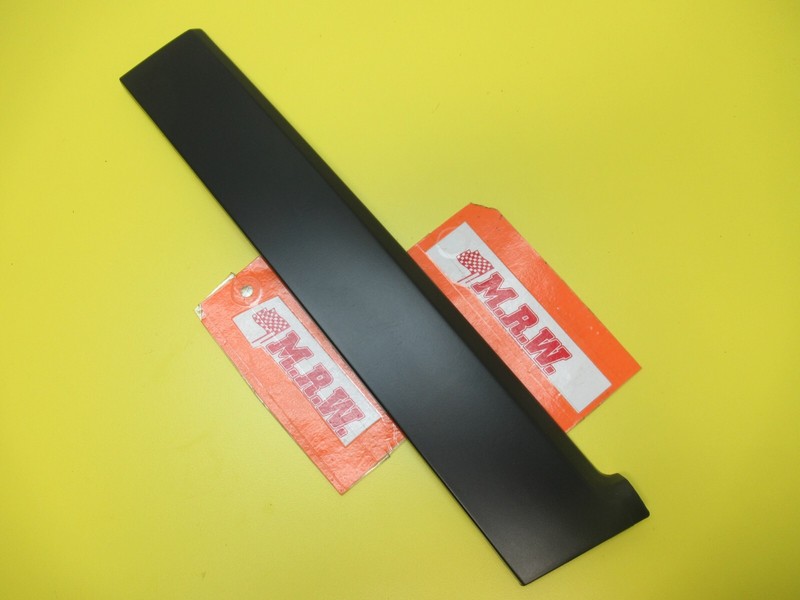 DOOR MOLDING GLASS WINDOW TRIM CAP PILLAR COVER PASSENGER SIDE 06-11 CIVIC COUPE