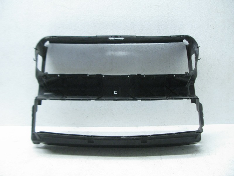 09-15 BMW 750i 650i ENGINE MOTOR COOLING RADIATOR BRACKET DUCT OEM 112222B