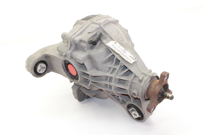 10-16 Porsche Panamera AWD 4.8L Rear Differential Carrier Assembly 97035001111