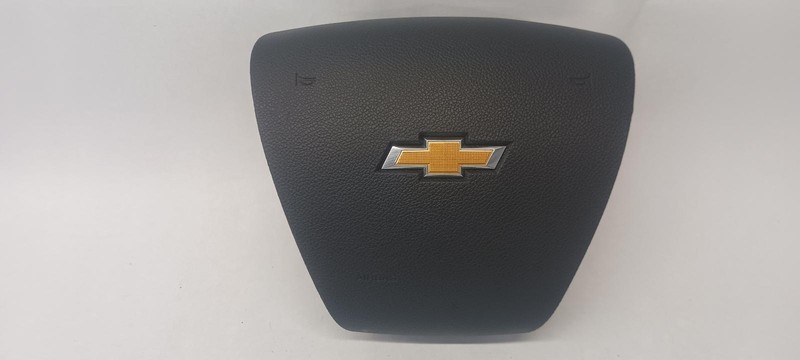 13-'17 CHEVROLET TRAVERSE Left driver steering wheel Air Bag black OEM