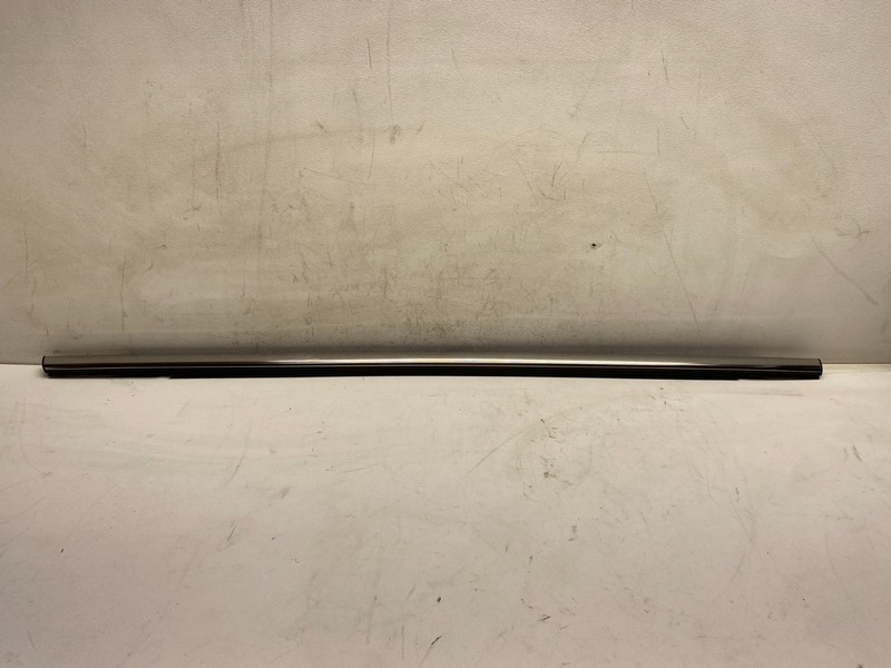 2013-2016 FORD ESCAPE LEFT REAR DOOR WINDOW OUTER BELT MOLDING SEAL CHROME OEM