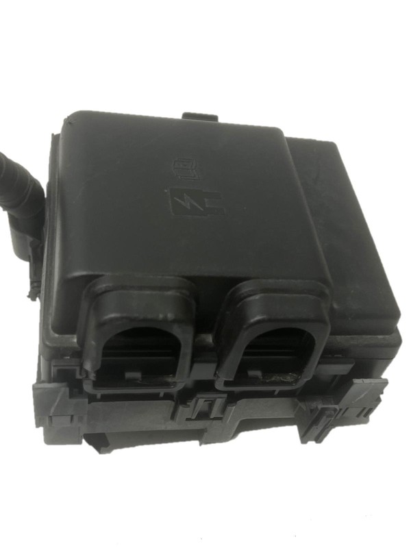 Nice Fuse Box Junction Relay For 2020-2023 Ford Escape PU5T-14A094-AB