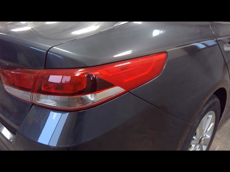 Passenger Tail Light LX Korea Built VIN K 1st Digit Fits 16-18 OPTIMA 2470512
