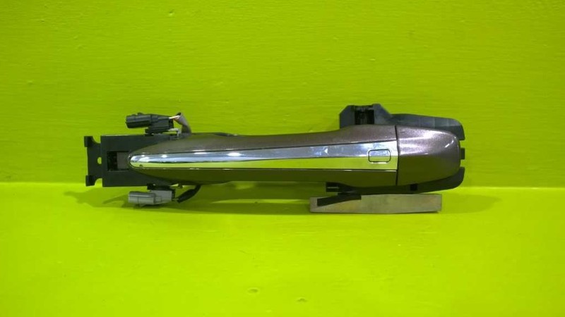 14-21 Q50 PASSENGER RIGHT FRONT EXTERIOR DOOR HANDLE OEM 3286-32