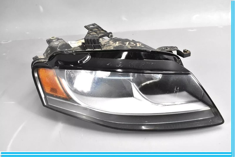 09-12 Audi A4 Quattro A4 Front Right Passenger Side Xenon Headlight Lamp OEM