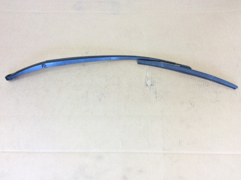 07-09 Honda CR-V Right Front Windshield Washer Wiper Arm With Blade Used OEM