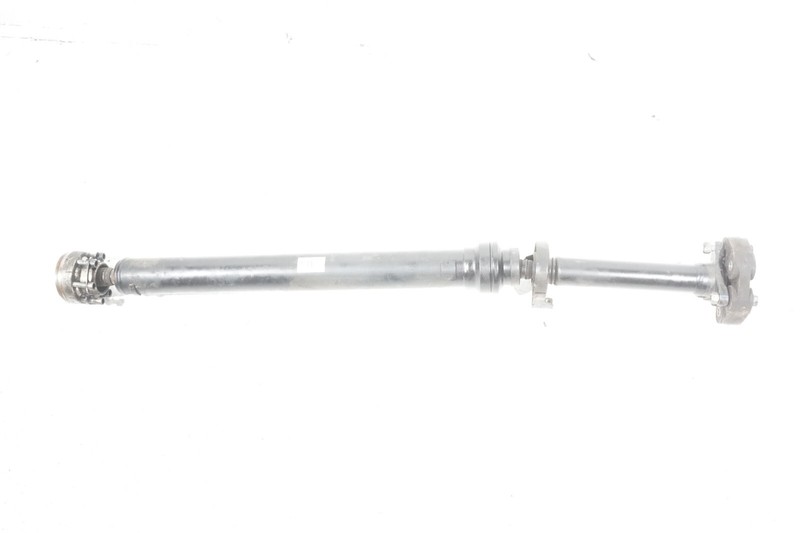 2004 - 2007 VOLKSWAGEN TOUAERG 7L REAR DRIVE SHAFT OEM