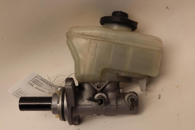 2014-2015 LEXUS IS250 IS350 SEDAN RWD POWER BRAKE MASTER CYLINDER W/ TANK OEM