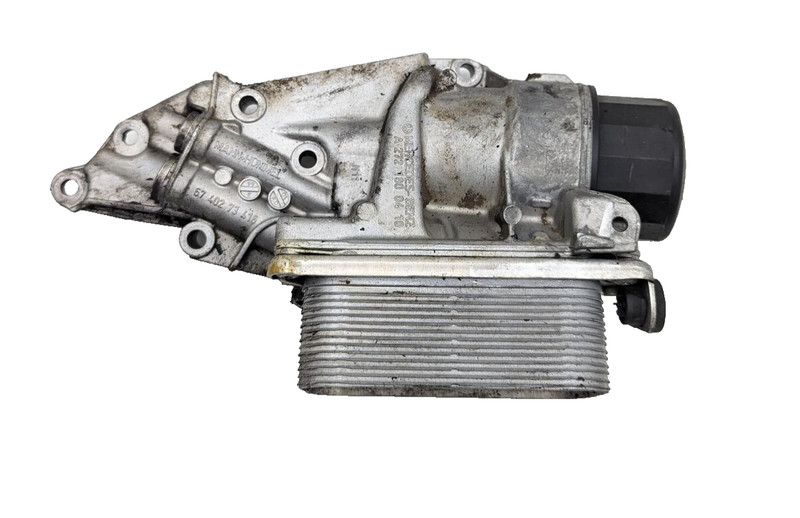 05-13 Mercedes W251 R350 E350 M272 Oil Filter Cooler Housing 2721800410 OEM