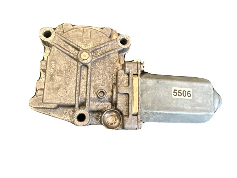 04-18 VOLVO VNL RIGHT PASSENGER SIDE WINDOW MOTOR OEM
