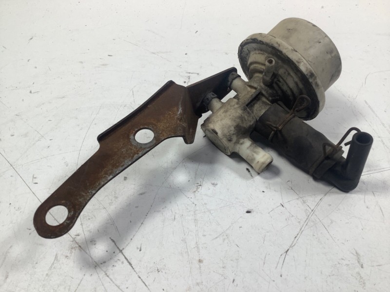 80-83 Honda Civic 1.5L Shot Air Valve Fuel Tubing & Bracket 17340-PA6-003 OEM