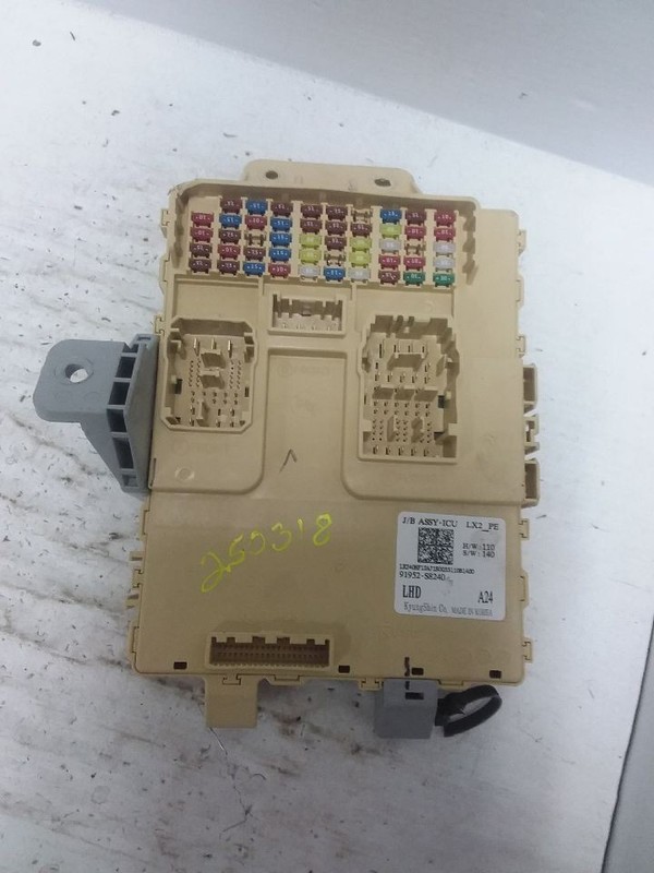 Cabin Fuse Junction Box 2023 Hyundai Palisade 91952-S8240