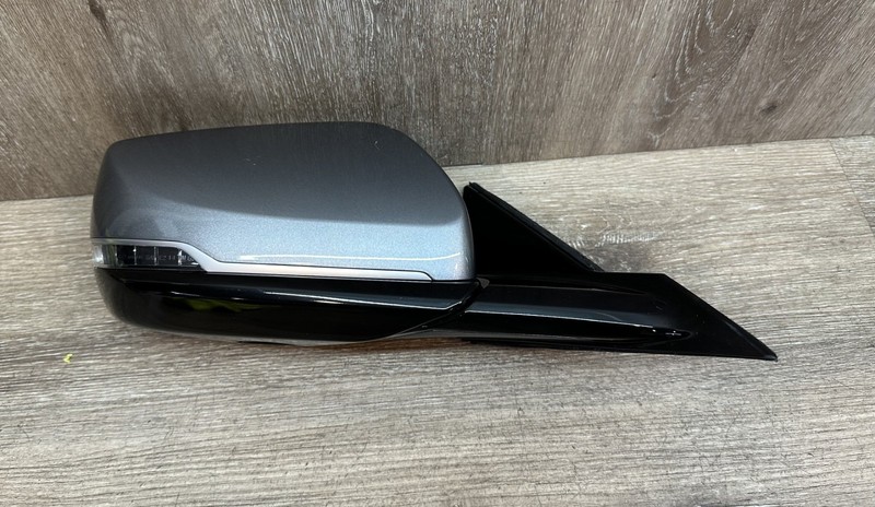 2018-19 CADILLAC CTS RH MIRROR ASSY OEM PART # 84344024