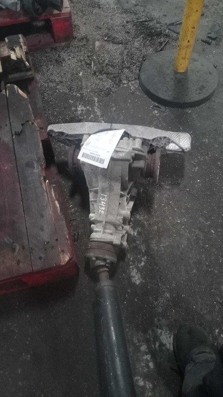 2012 AUDI Q5 Differential Carrier Assembly 4WD OEM 124K Miles Grey 0BC500044D