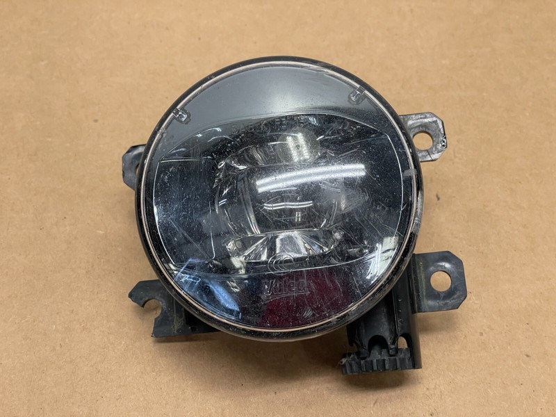 2017 2018 Maserati Levante Front Left Bumper Fog Light Lamp 1442 OEM