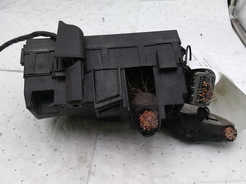 2015 Ford Flex OEM Fuse Box DA8Z14A068A Black 127K Miles Genuine Used Part