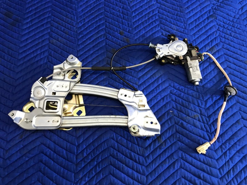 02-10 Lexus SC430 Rear Right Side Door Window Regulator Motor OEM