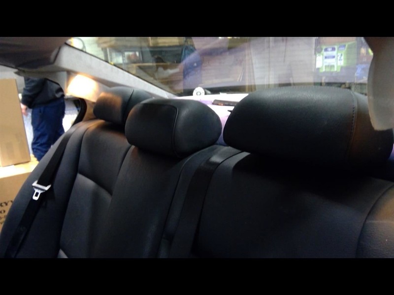 2002-2005 325I Sedan 3 Rear Headrests 1550327