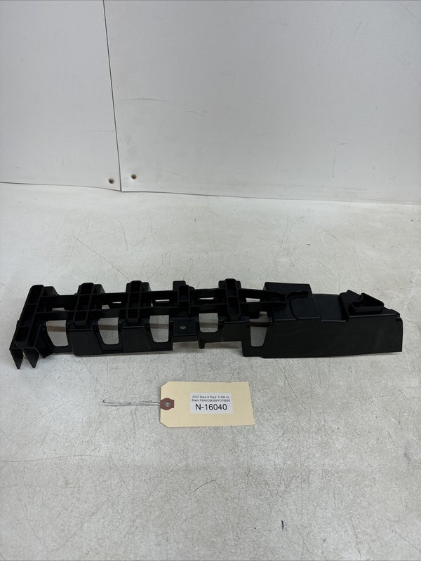 ⚡️21-23 TESLA MODEL X RIGHT 2R CARPET SEAT SUPPORT BRACKET 1625433-00B 16040 B72